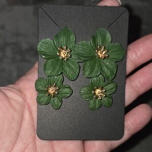 Chic Green Floral Earrings